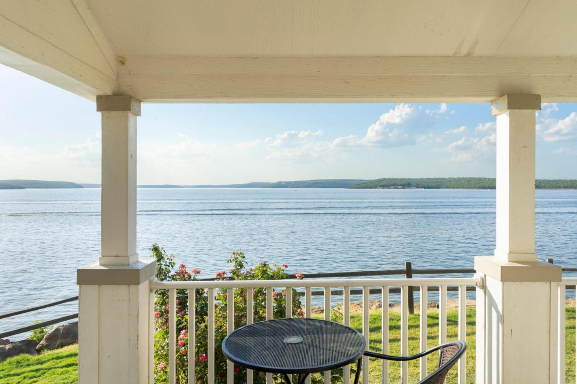 Crosstimbers Marina And Cottages Sperry ภายนอก รูปภาพ