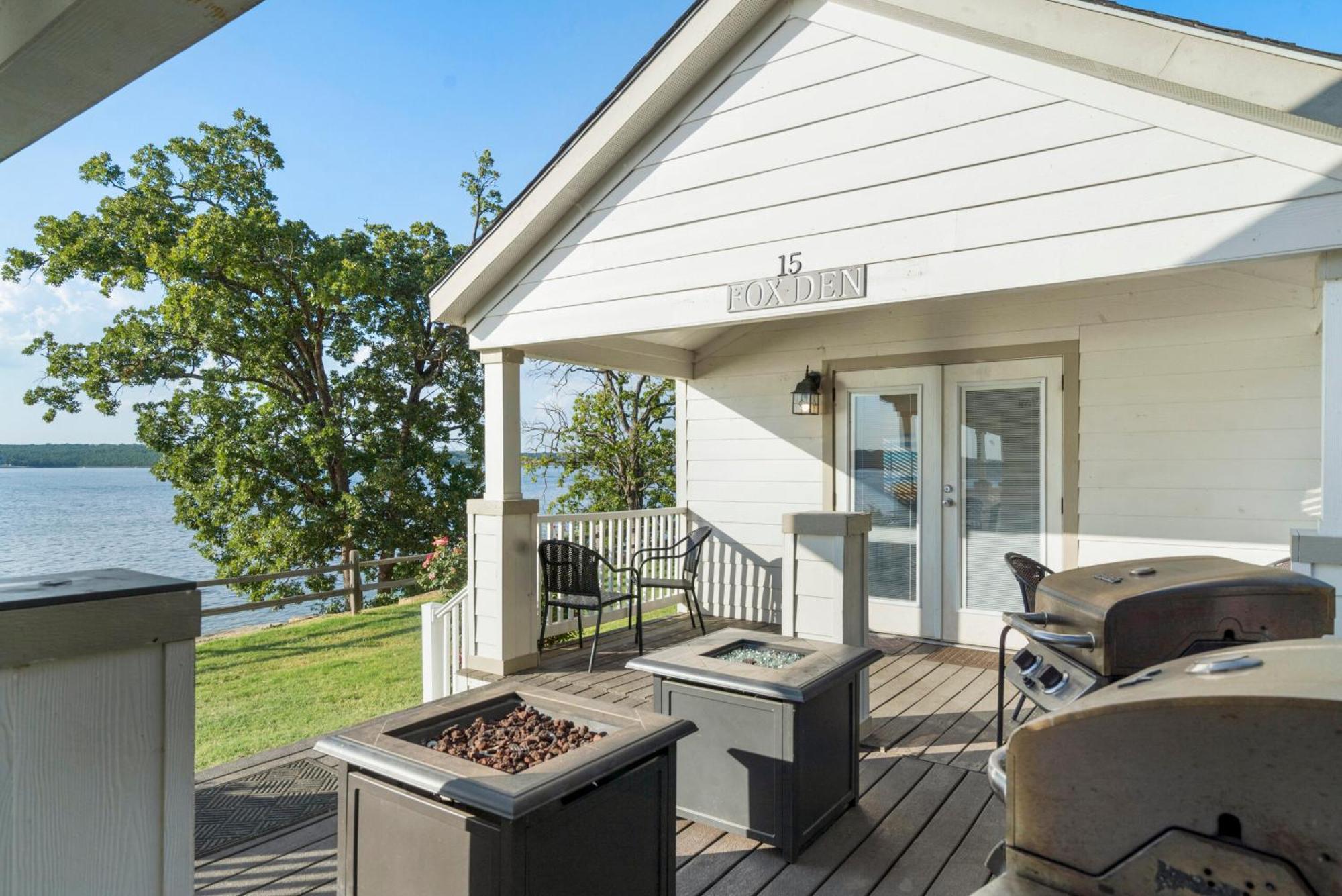 Crosstimbers Marina And Cottages Sperry ภายนอก รูปภาพ