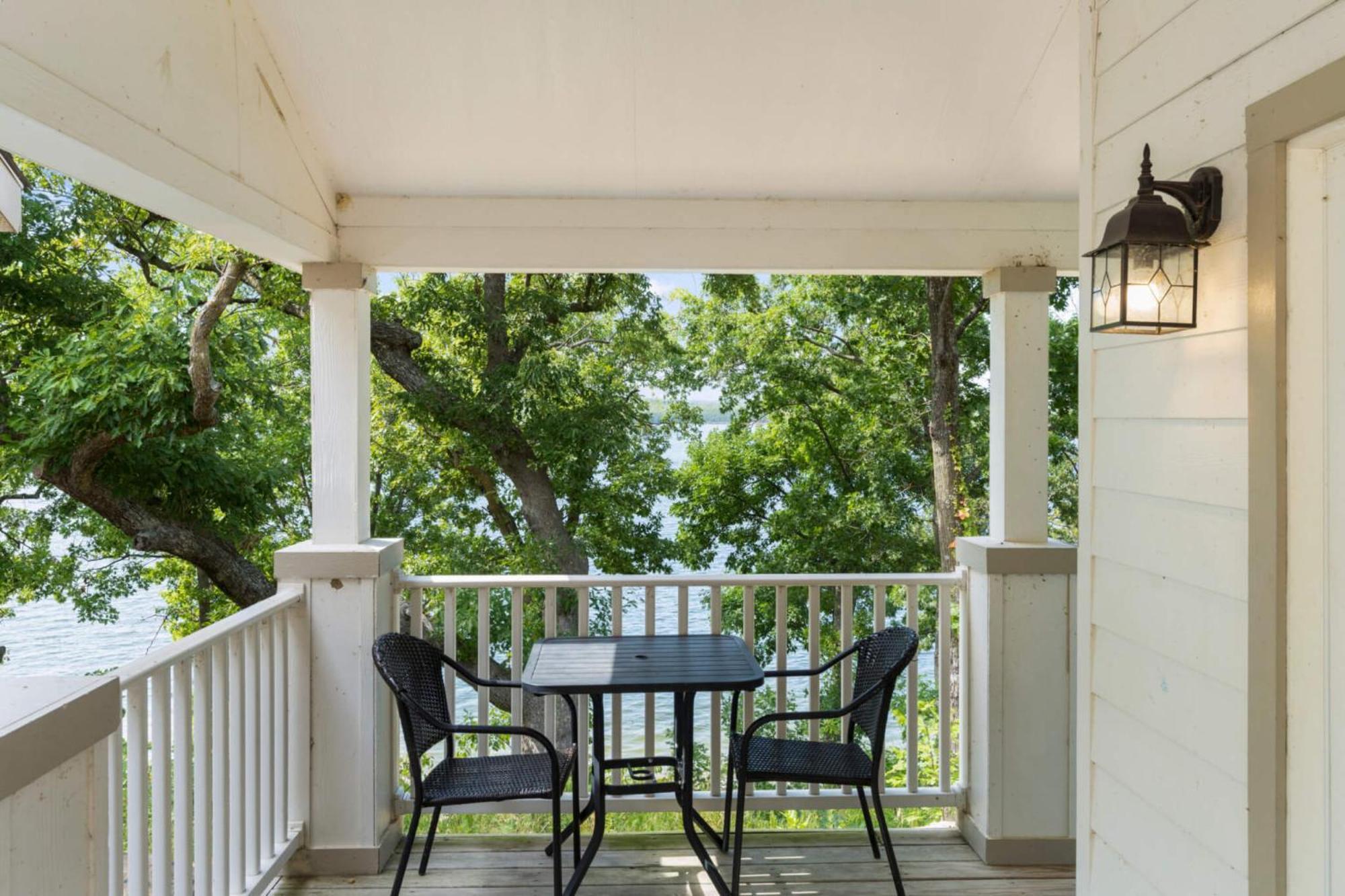 Crosstimbers Marina And Cottages Sperry ภายนอก รูปภาพ