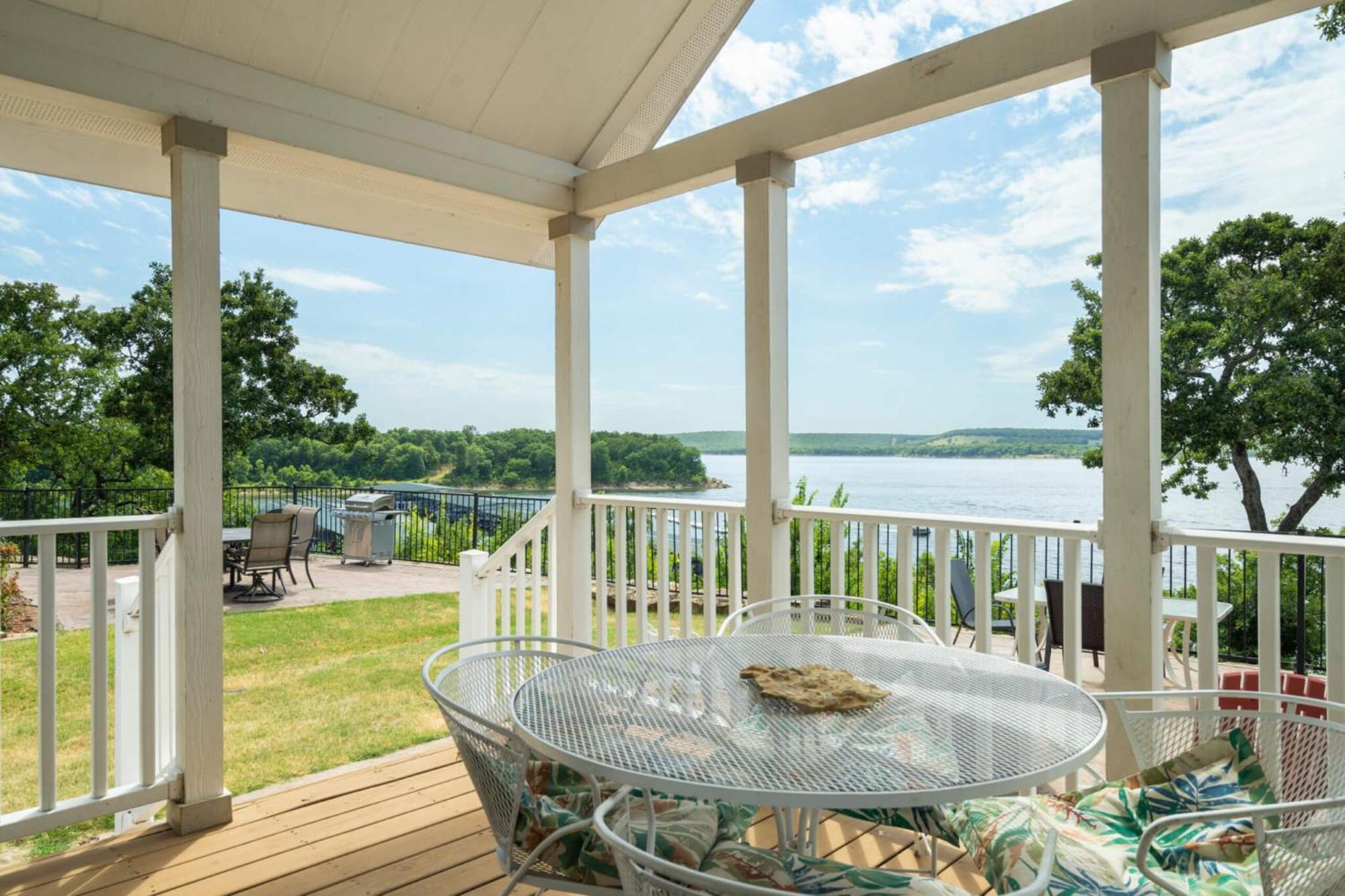 Crosstimbers Marina And Cottages Sperry ภายนอก รูปภาพ